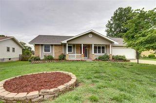 916 E Meadowlark Street, Springfield, MO 65810