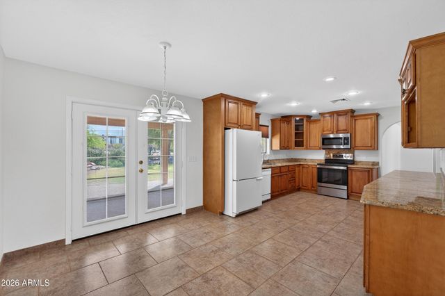 2839 N SOSSAMAN Road, Mesa, AZ 85207