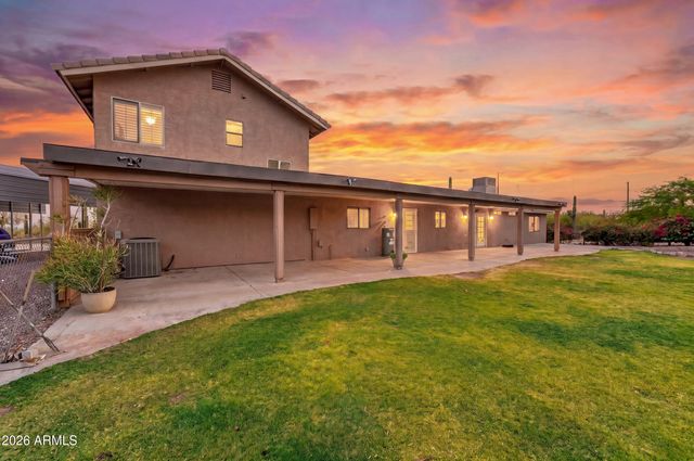 2839 N SOSSAMAN Road, Mesa, AZ 85207