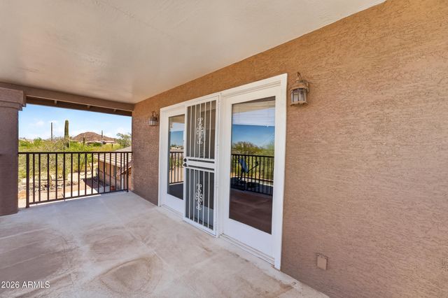 2839 N SOSSAMAN Road, Mesa, AZ 85207