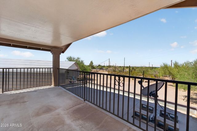 2839 N SOSSAMAN Road, Mesa, AZ 85207