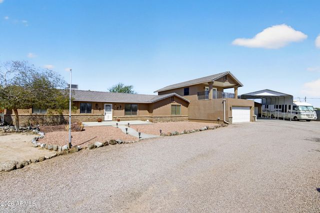 2839 N SOSSAMAN Road, Mesa, AZ 85207