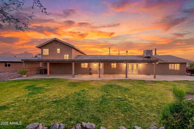 2839 N SOSSAMAN Road, Mesa, AZ 85207