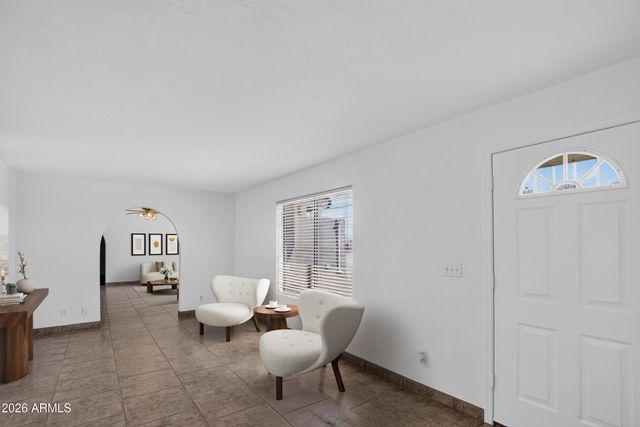 2839 N SOSSAMAN Road, Mesa, AZ 85207