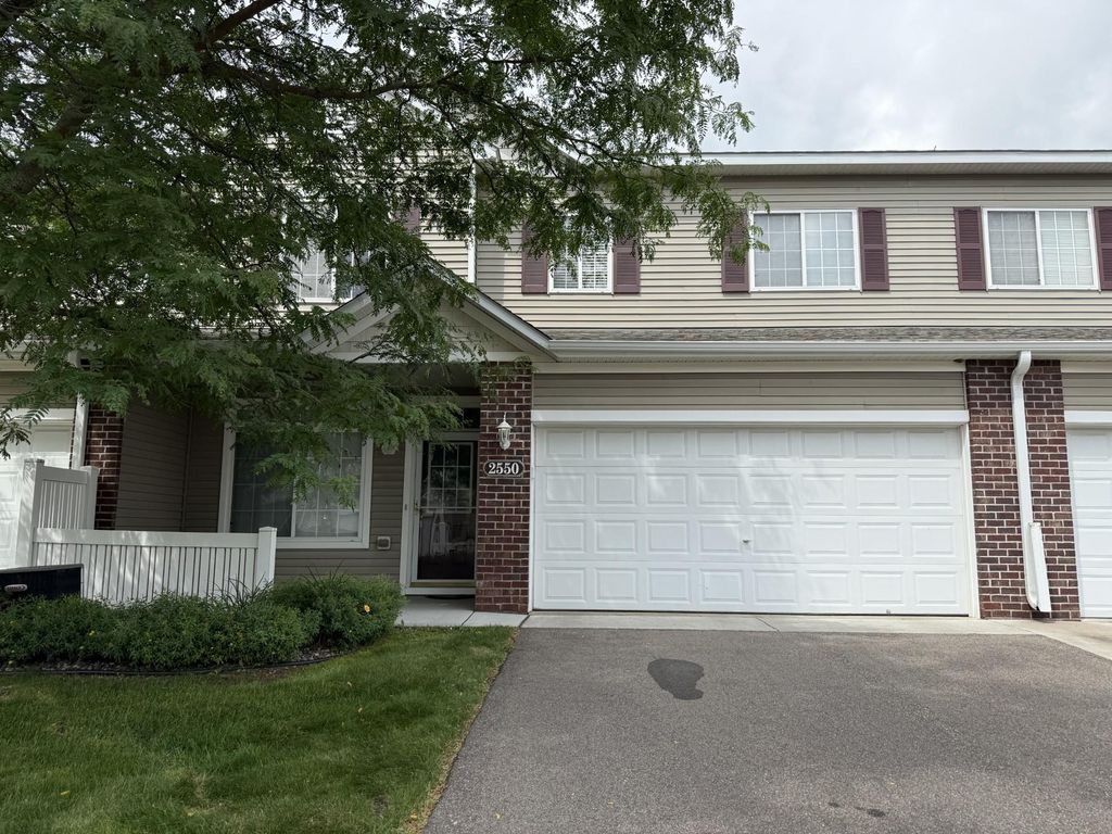 2550 49th Street E 10607, Inver Grove Heights, MN 55076