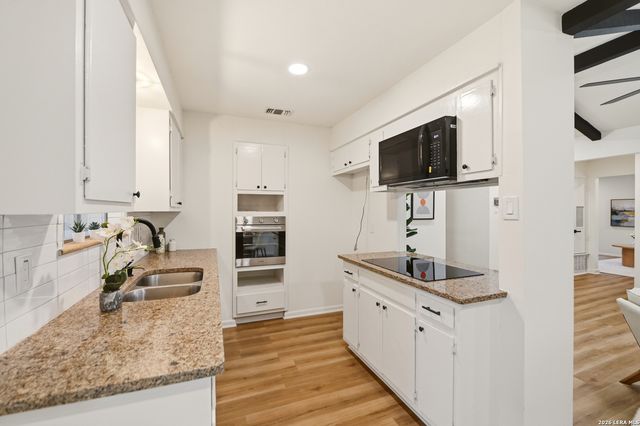 3638 MAPLETON ST, San Antonio, TX 78230