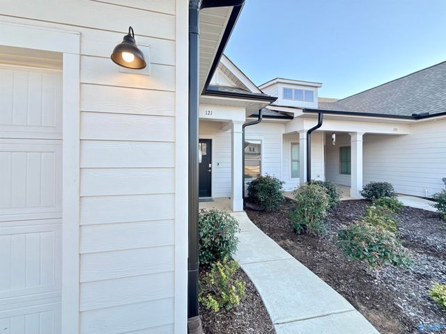 121 Little Britain Street, Madison, AL 35758