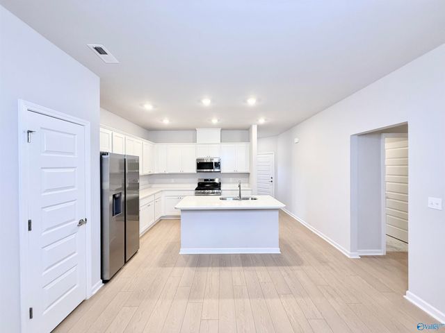 121 Little Britain Street, Madison, AL 35758