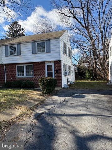 1510 QUEEN LN, Lancaster, PA 17601