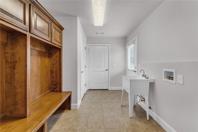 5 Castle Acre Lane, Bella Vista, AR 72715