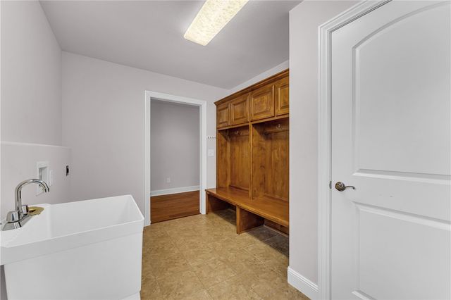 5 Castle Acre Lane, Bella Vista, AR 72715