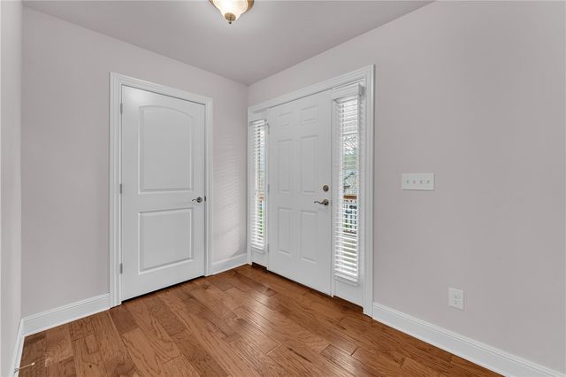 5 Castle Acre Lane, Bella Vista, AR 72715