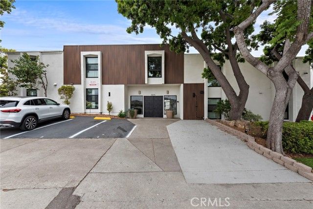 6679 Linda Vista Road 7, San Diego, CA 92111