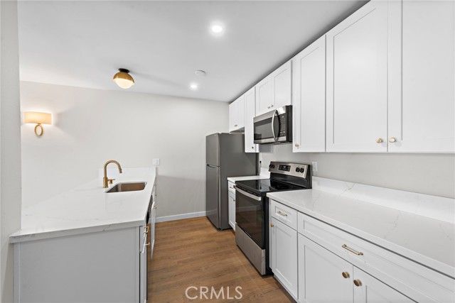 6679 Linda Vista Road 7, San Diego, CA 92111