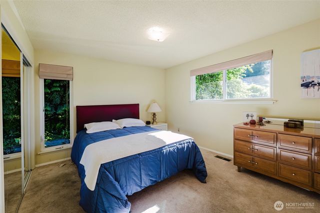 9634 SE Southworth Drive, Port Orchard, WA 98366