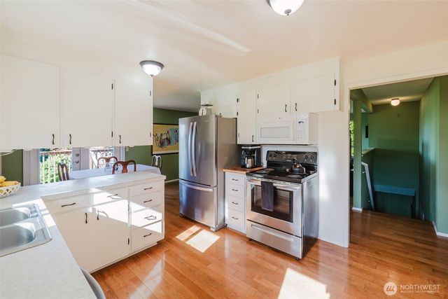9634 SE Southworth Drive, Port Orchard, WA 98366