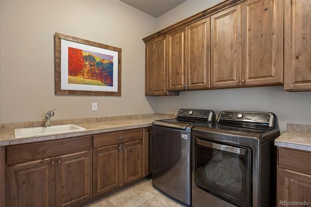 674 Red Pass Lane, Castle Rock, CO 80108