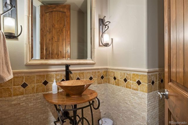 674 Red Pass Lane, Castle Rock, CO 80108