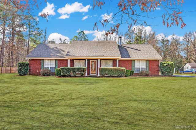 50 Cricket Ridge, Tallassee, AL 36078