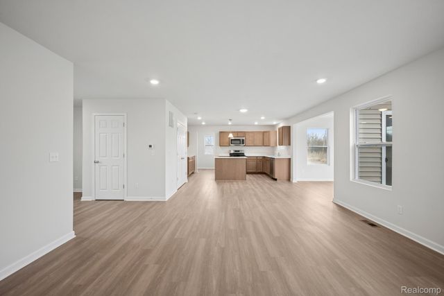 34395 Starling, Chesterfield Township, MI 48047