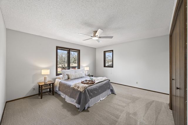 6331 Riverview Terrace NE, Fridley, MN 55432