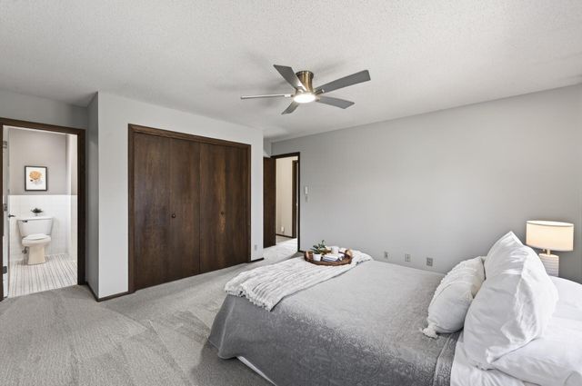 6331 Riverview Terrace NE, Fridley, MN 55432