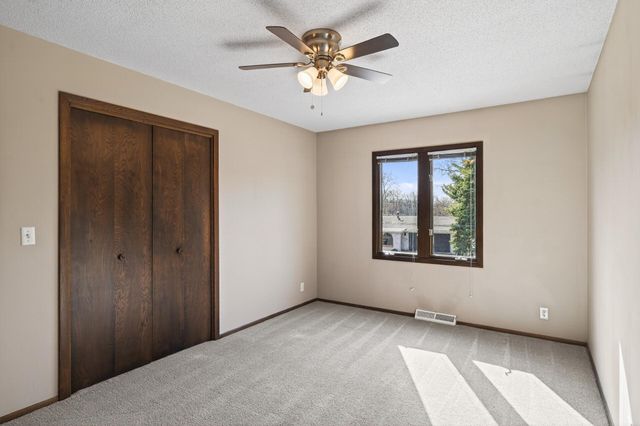 6331 Riverview Terrace NE, Fridley, MN 55432