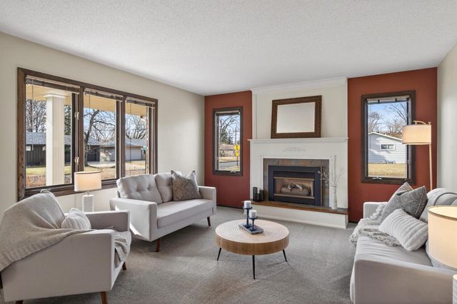 6331 Riverview Terrace NE, Fridley, MN 55432