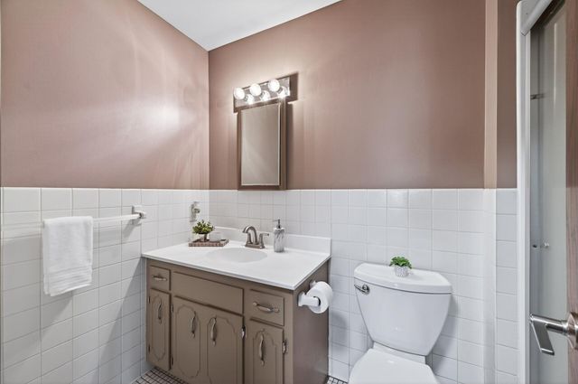 6331 Riverview Terrace NE, Fridley, MN 55432