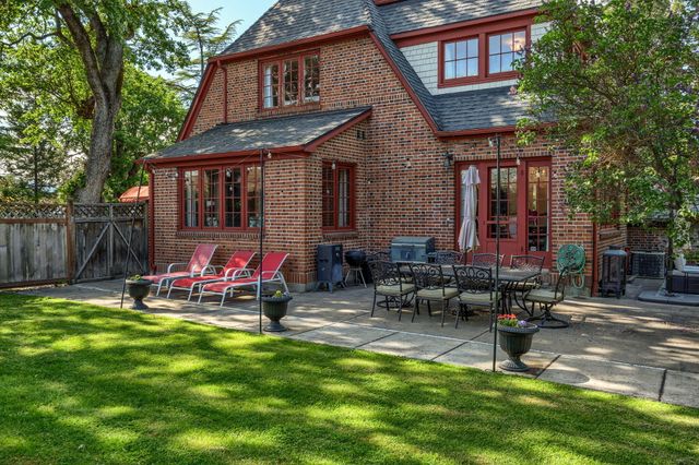 2336 Table Rock Road, Medford, OR 97501