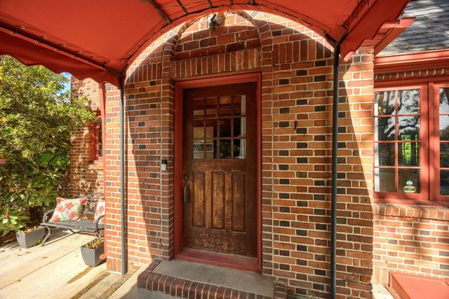 2336 Table Rock Road, Medford, OR 97501