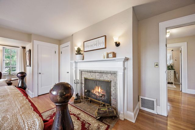 2336 Table Rock Road, Medford, OR 97501