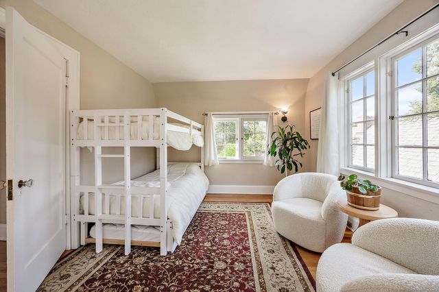 2336 Table Rock Road, Medford, OR 97501