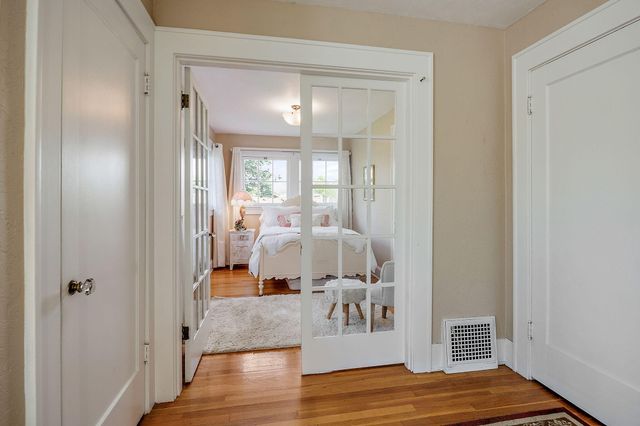 2336 Table Rock Road, Medford, OR 97501