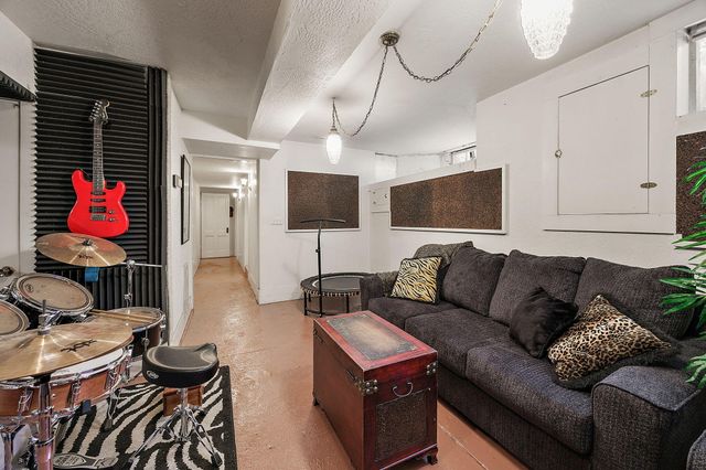 2336 Table Rock Road, Medford, OR 97501