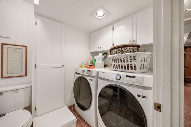 2336 Table Rock Road, Medford, OR 97501