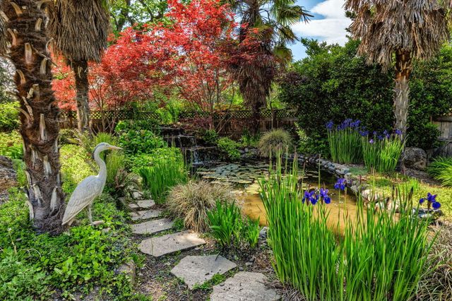 2336 Table Rock Road, Medford, OR 97501