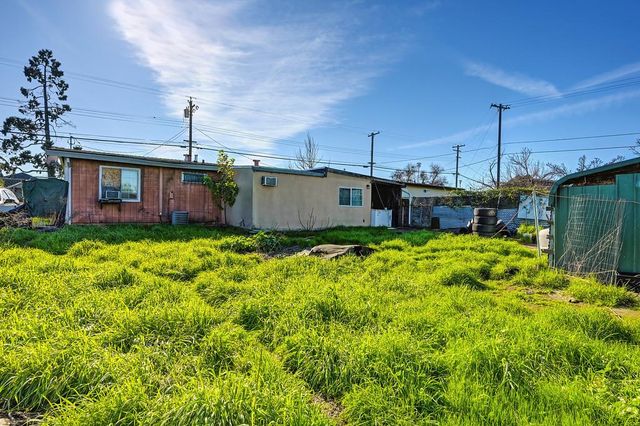 1005 North Ave, Sacramento, CA 95838