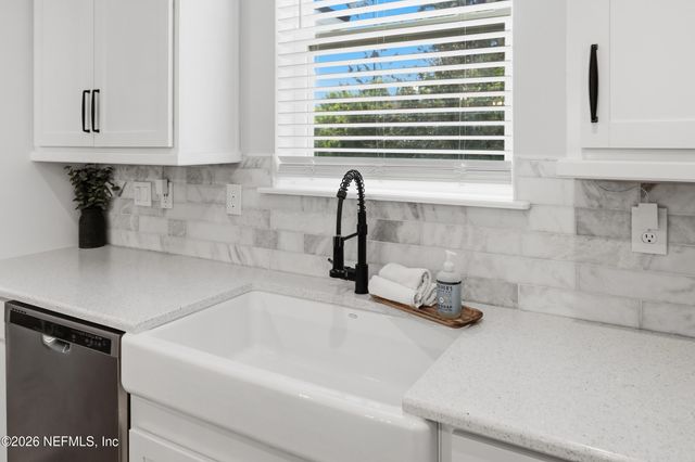 49 OAK SHADOW Place, St. Johns, FL 32259