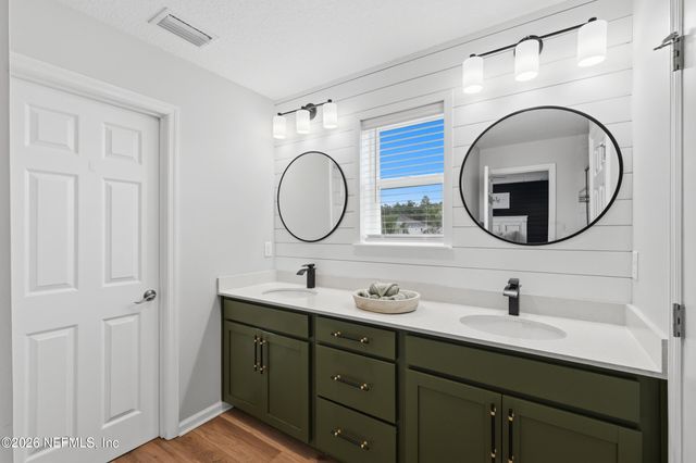 49 OAK SHADOW Place, St. Johns, FL 32259