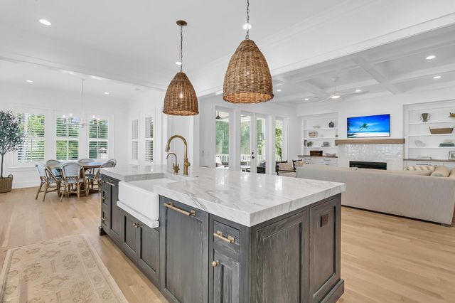 3864 Summerton Street, Mount Pleasant, SC 29466