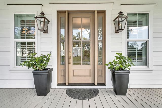 3864 Summerton Street, Mount Pleasant, SC 29466