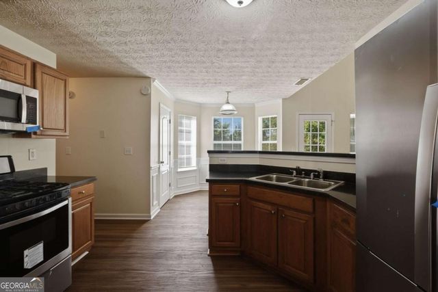 612 Mohawk Circle, Stockbridge, GA 30281