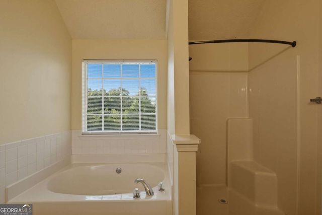 612 Mohawk Circle, Stockbridge, GA 30281