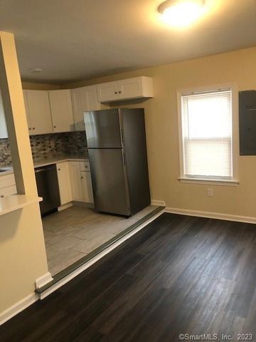 52 Platt Street, Ansonia, CT 06401