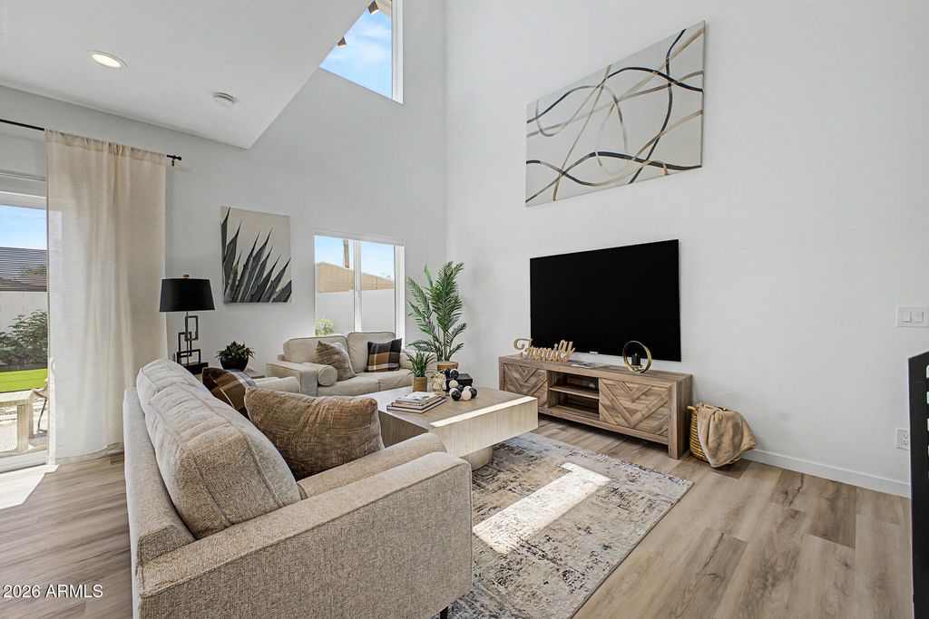 2041 E MICHIGAN Avenue 2, Phoenix, AZ 85022 — photo 4