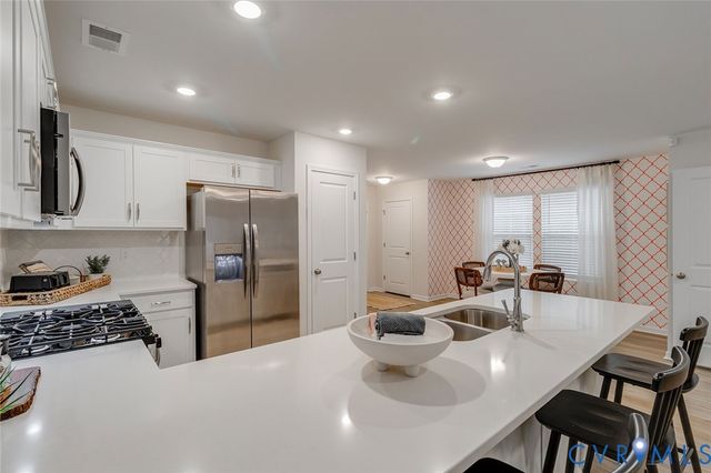 6447 Quinlynn Pl, Chesterfield, VA 23112
