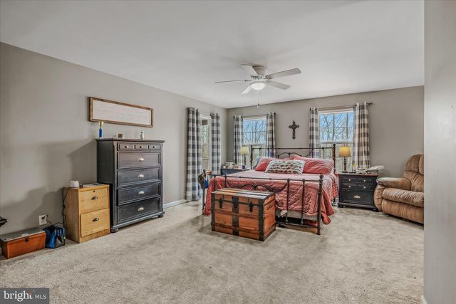 242 DRIFTWOOD DR, Gerrardstown, WV 25420