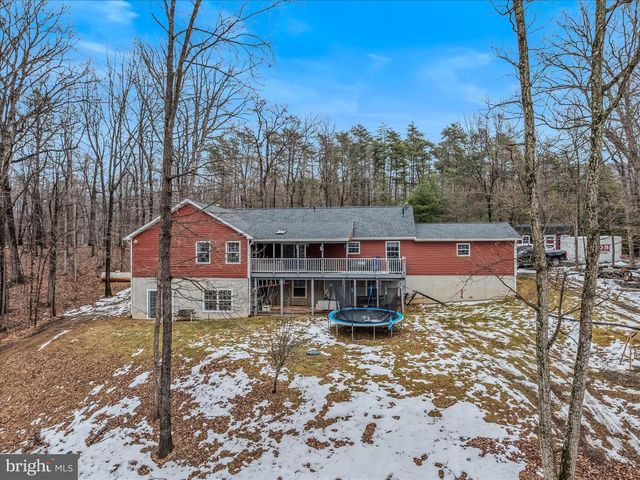 242 DRIFTWOOD DR, Gerrardstown, WV 25420
