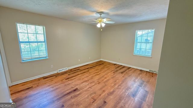 233 Longmeadow Drive NW, Rome, GA 30165